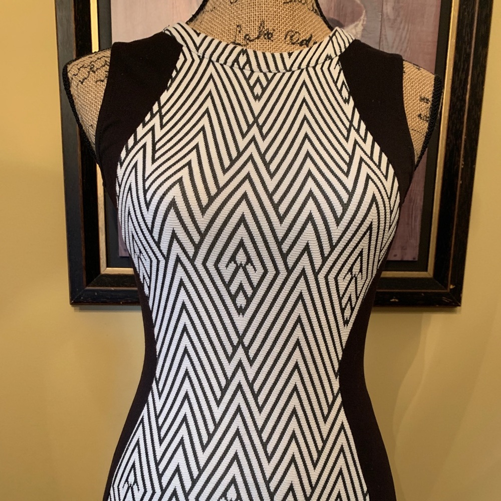 Divided by H&M Dress Black Size 4
